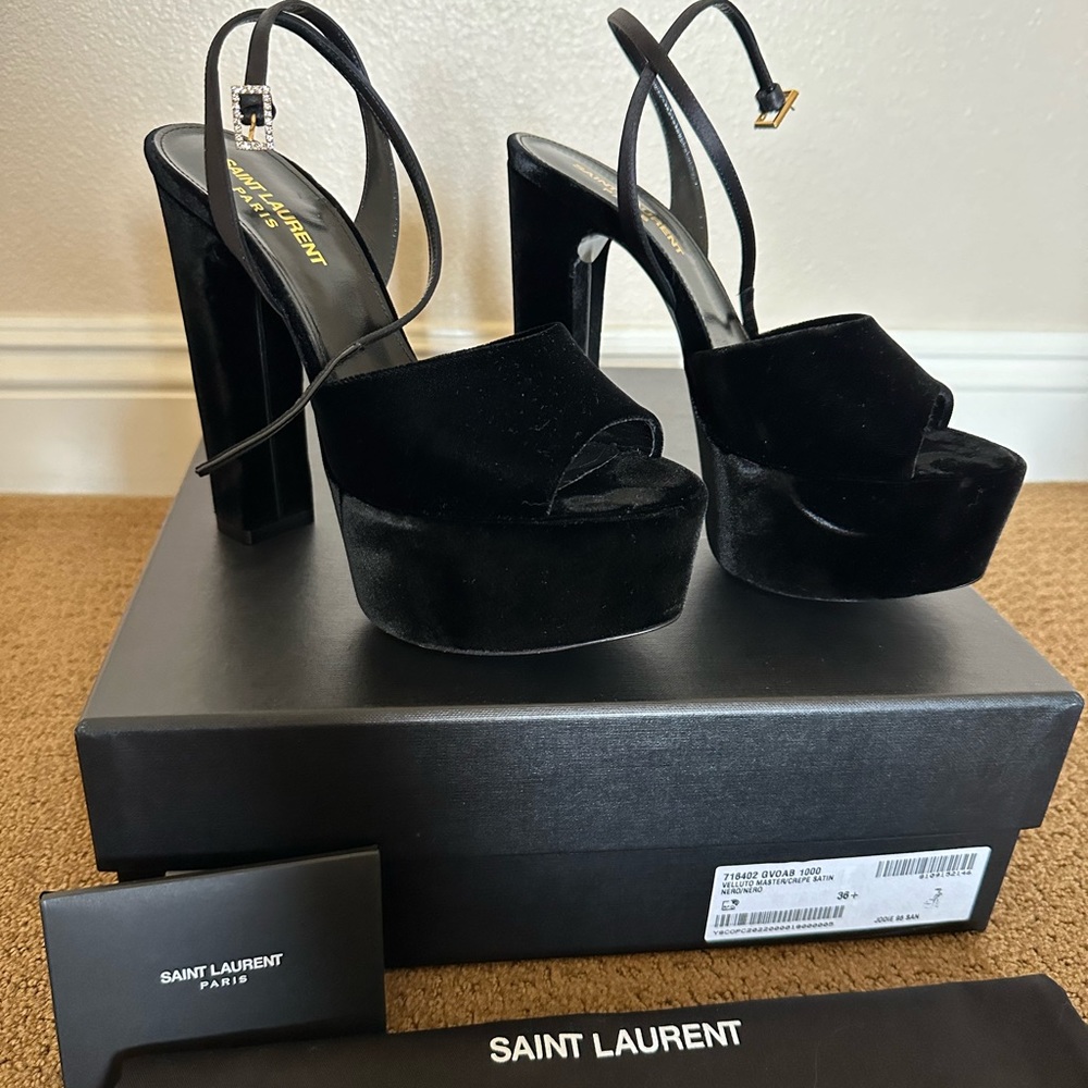 Saint Laurent JODIE PLATFORM SANDALS IN BLACK VELVET